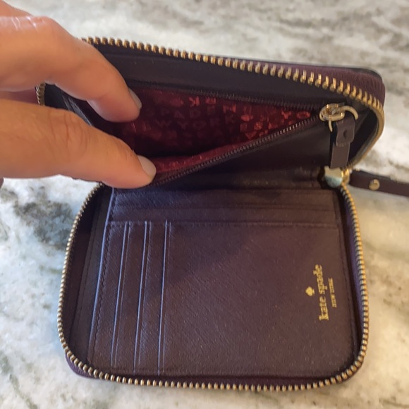 Kate Spade wallet - Picture 3 of 7